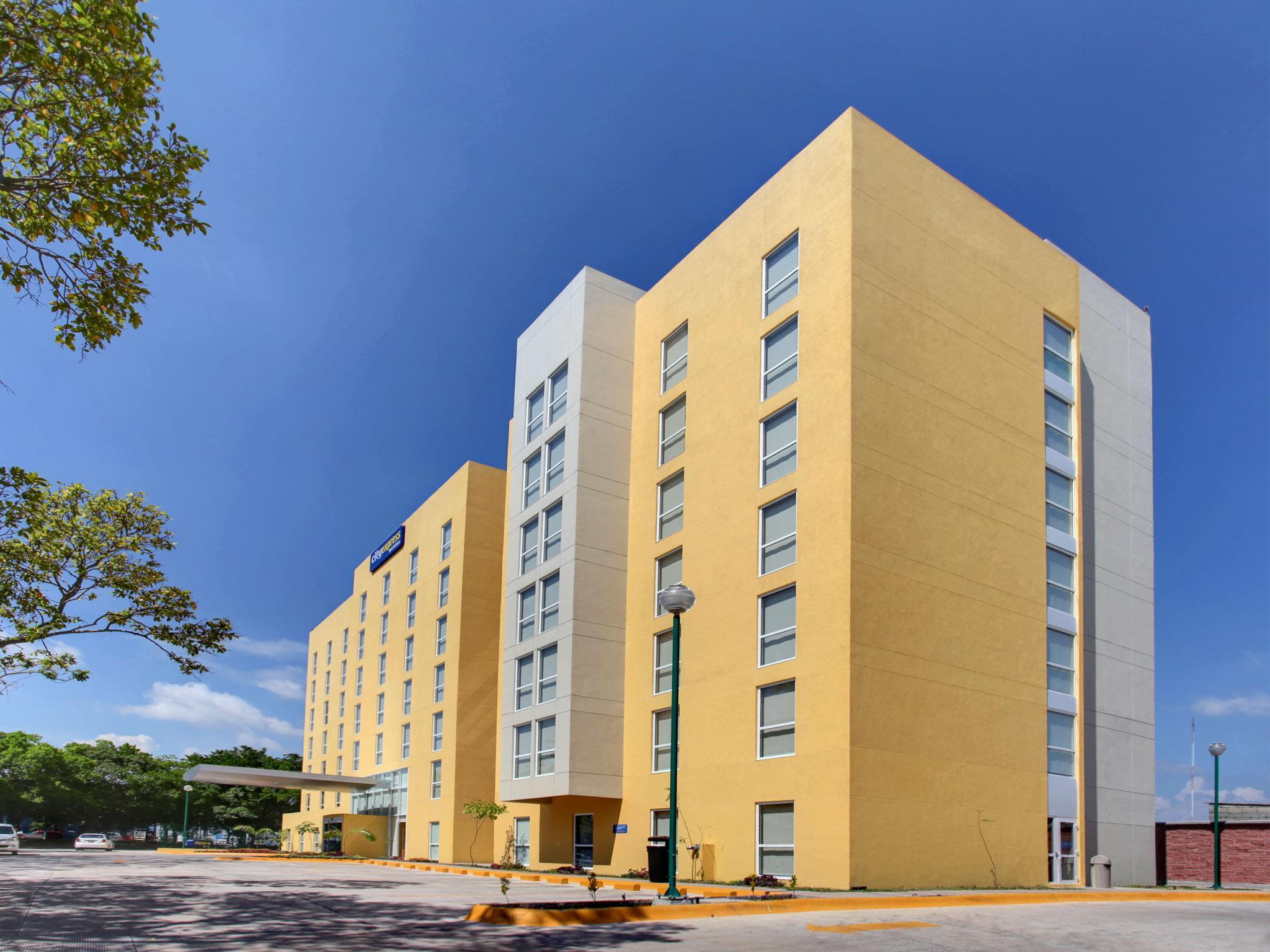 City Express Junior By Marriott Вильяэрмоса Экстерьер фото