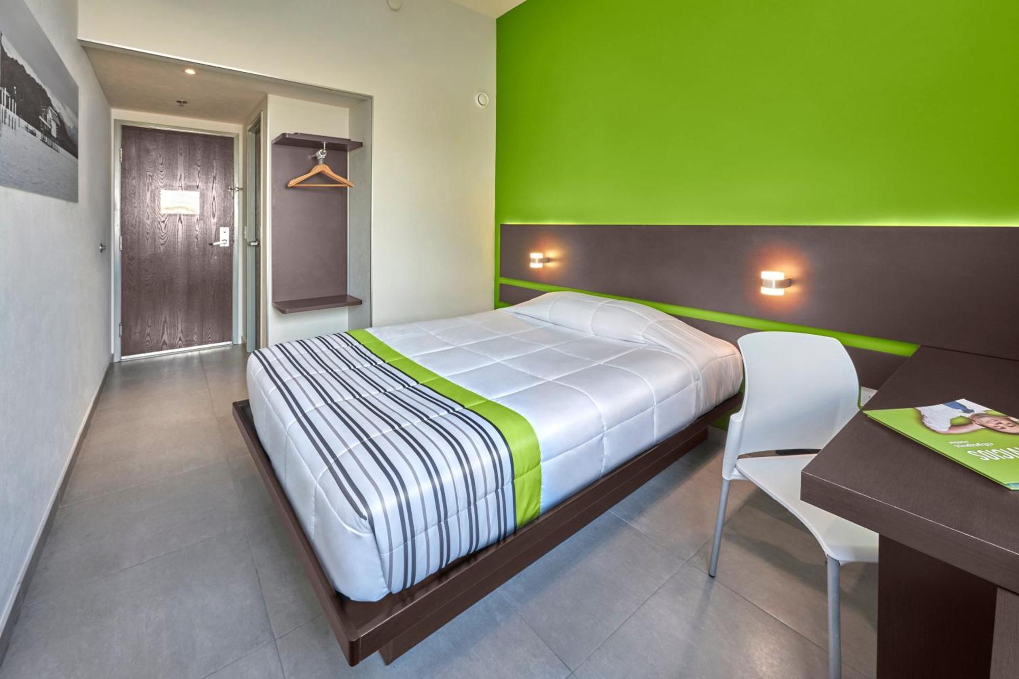 City Express Junior By Marriott Вильяэрмоса Экстерьер фото