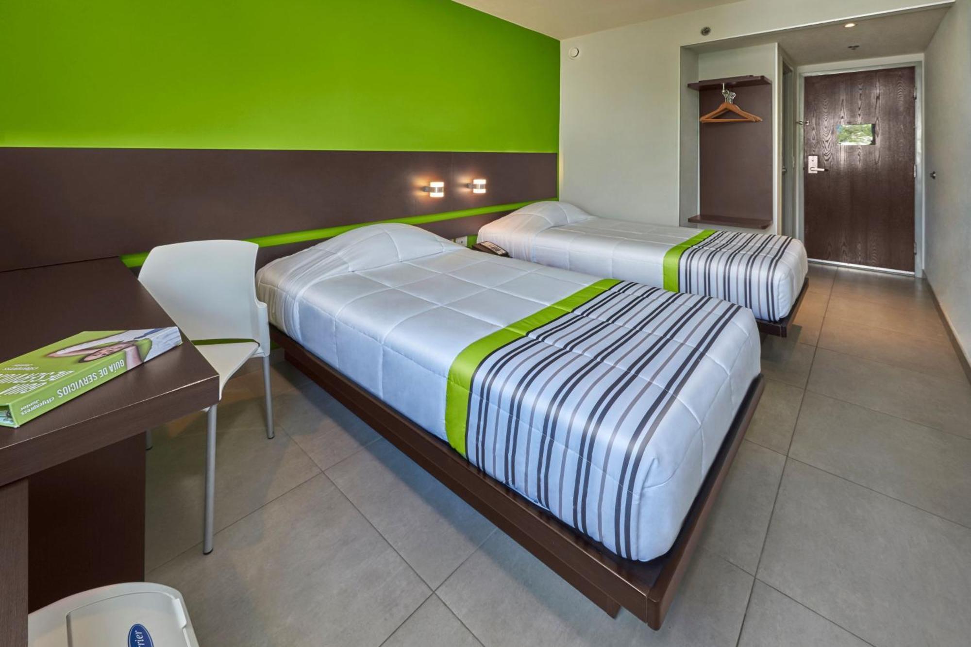 City Express Junior By Marriott Вильяэрмоса Экстерьер фото
